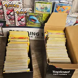 Pokemon TGC lot of hundreds of heavy played/damaged cards of all types and sets - Image 1