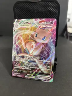 Pokemon TCG Mew VMAX 114/264 Swsh08: Fusion Strike Holo Ultra Rare - Image 2