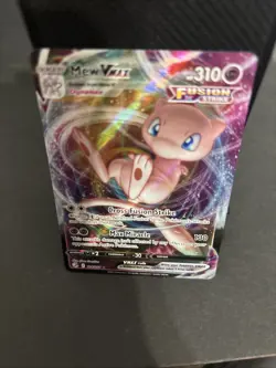 Pokemon TCG Mew VMAX 114/264 Swsh08: Fusion Strike Holo Ultra Rare - Image 5