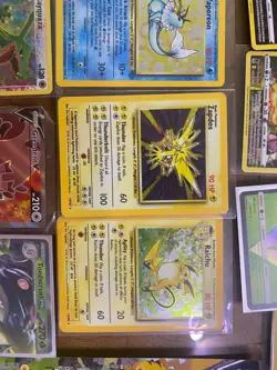 Pokemon cards lot base set and 1st edition - Image 3