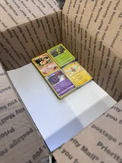 🔥 17lbs 4200+ UNSEARCHED Pokemon Bulk Lot! Some Holos & Vintage Cards LP/NM ✨ - Image 2