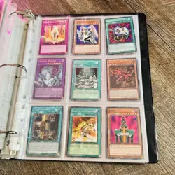 Huge Yugioh Vintage and new Collection Binder Lot 950+ Cards - Image 4
