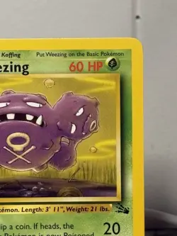 Weezing 45/62 Uncommon Fossil Unlimited Pokemon TCG Card HP 1999 Vintage WOTC NM - Image 3