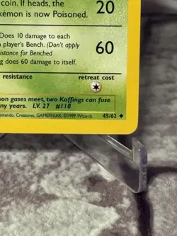 Weezing 45/62 Uncommon Fossil Unlimited Pokemon TCG Card HP 1999 Vintage WOTC NM - Image 4