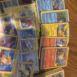 Pokemon TCG Lot - Huge mix of commons, rares and foils - Image 3