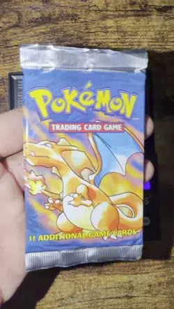 Pokemon Base Set Booster Pack Charizard Art Sealed 21.35g - Image 2