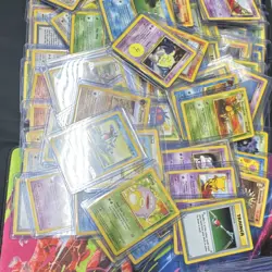 220+ Pokemon TCG Vintage Base Set lot - Image 3