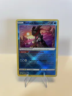 Pokemon TCG Radiant Greninja Holo Card 046/189 Swsh10: Astral Radiance - Image 1