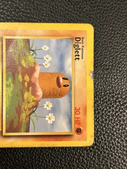 Pokemon Card Diglett 47/102 Base Set Error Fighting Symbol Misprint LP - Image 2