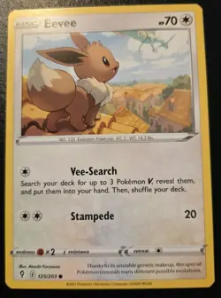 Eevee 125/203 Common Sword & Shield: Evolving Skies Pokemon TCG - Image 1