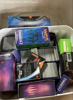 Multicolor Collectible Magic The Gathering Sports Trading Card Mixed Lot - Image 1