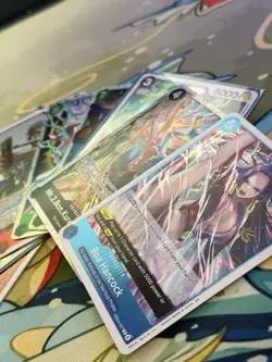 ONE PIECE TCG 160+ CARD LOT | 160+ Holographic Rares + A FEW SR NM ENGLISH - Image 2
