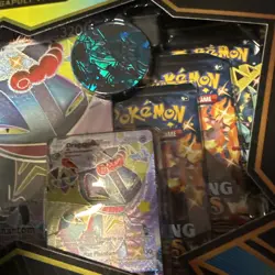 Pokemon TCG: Shining Fates Premium Collection - Shiny Dragapult VMAX - Image 4
