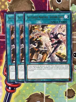 Yugioh Sky Striker Maneuver - Scissors Cross IGAS-EN062 Playset - Image 1
