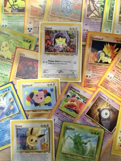 VINTAGE POKEMON CARD LOT - NEO - 88 CARDS - NO DUPS TRAINERS OR ENERGY - Image 2