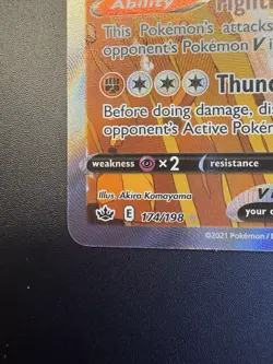 Galarian Zapdos V 174/198 Chilling Reign Pokemon Card - Image 5
