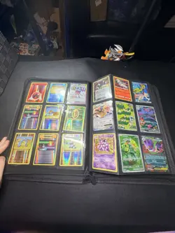 Pokemon TCG Collection Binder NM Vintage, Modern, Evolutions 360+ Cards - Image 3