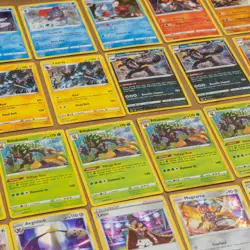 Pokemon TCG - Sword & Shield + Shining Fates Bulk Lot of 133 Cards - Image 3