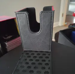 Ultrapro Rakdos Red MTG Deck Box Magic The Gathering Card Box - Image 4