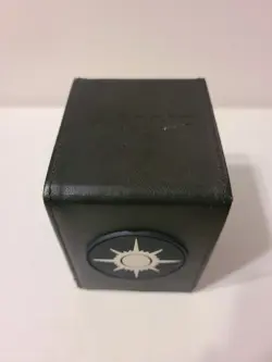 MTG Ultra Pro Deck Box Leather Guild Orzhov Alcove Flip Magnetic - Used - Image 2