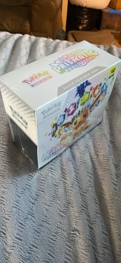 Pokemon Scarlet & Violet Prismatic Evolutions Elite Trainer Box Eevee 2025 - Image 2