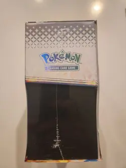 Pokemon TCG: Scarlet & Violet—Prismatic Evolutions Elite Trainer Box - Image 3