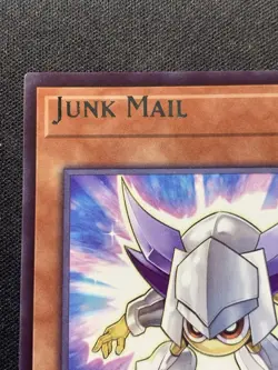 YuGiOh! Junk Mail MZMU-EN047 Name Shift Error Misprint Maze Of Muertos - Image 2