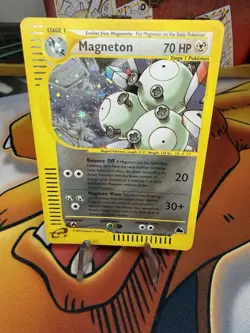 Pokemon Magneton Holo Skyridge H19/H32 HP 2003 WOTC - Image 1