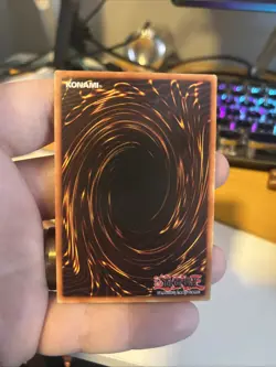 Red-Eyes B. Dragon BPT-005 2002 Collectors Tin Limited Edition - Image 2