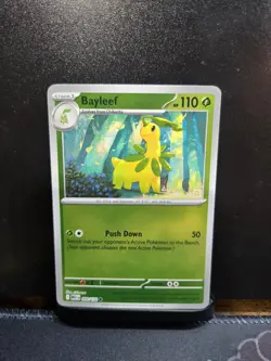 Bayleef #009/132 Reverse Holo Pokemon Card ME01: Mega Evolution - Image 1
