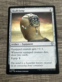 Skullclamp - 283 - NM - Commander: Bloomburrow - MTG - Image 1