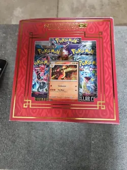 Pokemon TCG: Charizard ex Super Premium Collection - Image 3