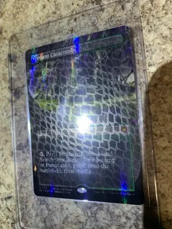 Verdant Catacombs (Borderless) (Dragonscale Foil) Special Guests Foil - Image 2