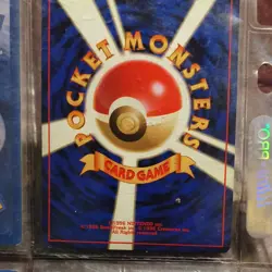 Pokemon TCG Jolteon Jungle 135 Holo Rare Stage 1 70 HP Card Japanese 1996 - Image 2