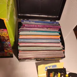 Weird N Wild Creatures cards Approx 450 lg cards 200 sm cards, 2 Boxes much more - Image 5