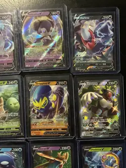 Pokemon V LOT 20 cards ALL V and ALL IN TOP LOADERS - Image 4