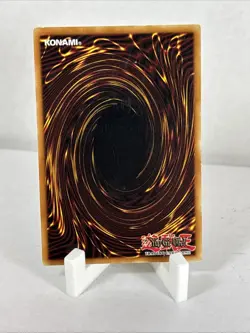 Yugioh Red-Eyes B. Dragon SDJ-001 Ultra Rare MP Holo - Image 2