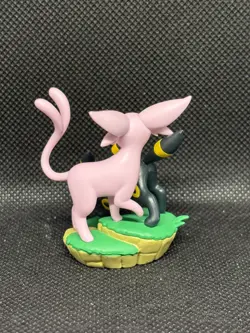 Pokemon Prismatic Evolutions Umbreon & Espeon - Mini Figure, Pin & Sleeves only - Image 5