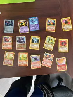 1000 random pokemon cards, lots of shiny, reverse hollow, foil etc. - Image 3