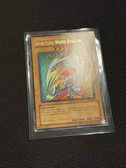 YuGiOh GLOSSY Blue Eyes White Dragon SDK-001 Ultra Rare 💎 - Image 3