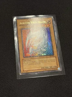 YuGiOh GLOSSY Blue Eyes White Dragon SDK-001 Ultra Rare 💎 - Image 4