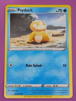 Psyduck 024/203 Evolving Skies Regular Finish Pokemon Card - Image 1
