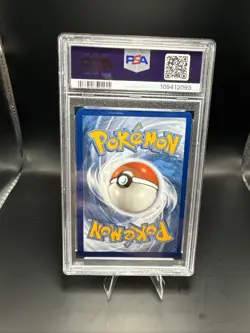 Pokemon TCG Umbreon 17/17 Celebrations Classic Collection PSA 9 - Image 2