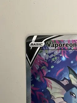 Pokemon TCG Vaporeon V Black Star Promo SWSH181 Near Mint - Image 4