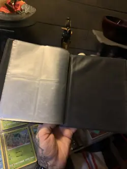 Pokemon 1999 Official Trading Card Game Nintendo WOTC Vintage Binder Only - Image 4