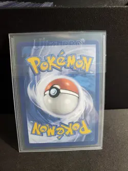 Pokemon TCG Fusion Strike Holo Mew v Alt Art Ultra Rare Card 251/264 - Image 2