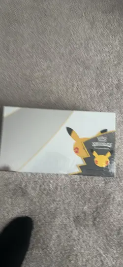 Pokemon TCG: Celebrations Ultra-Premium Collection Box (2021) 820650829147 - Image 2