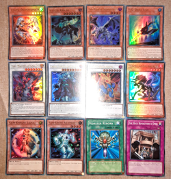 Yugioh - Lotto 12x Jurrac/Yang-Zing/Gem Knight/Utopia/T.g./Synchro/ Ultra Rare - Image 1