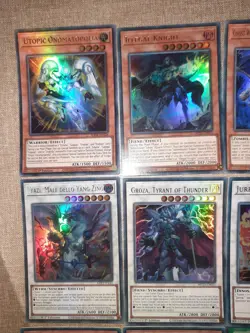 Yugioh - Lotto 12x Jurrac/Yang-Zing/Gem Knight/Utopia/T.g./Synchro/ Ultra Rare - Image 2