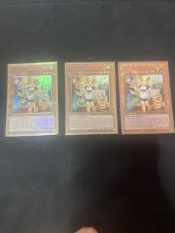 Yugioh Parlor Dragonmaid x3 MAGO-EN023 Gold Rare NM - Image 2